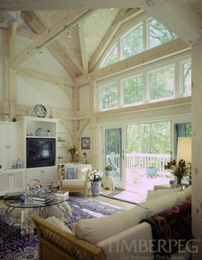Lake Shore, NH (4226) great room with large window wall and doors out to deck