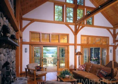 Little Lake Sunapee, NH (4797) great room with timber frame