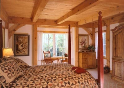 5066 Florence Cottage bedroom