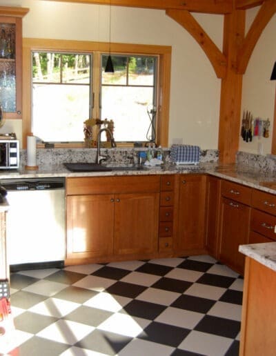 The Cobb Meadow (T00450) kitchen
