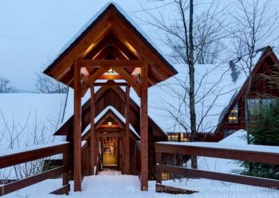 Lincoln Ski Home covered walkway to the ski trails