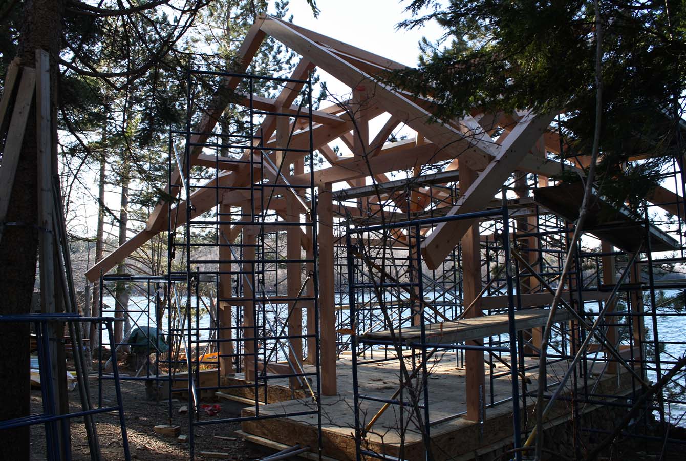 Water's Edge Cottage T00494 construction of timber frame